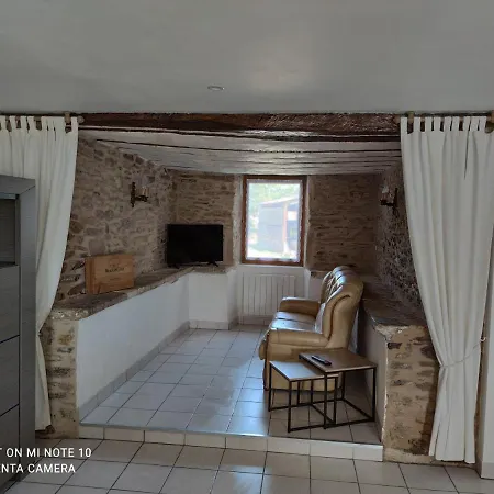 Les Gites De La Bouldoire Le Marronnier Rignac  Exterior photo